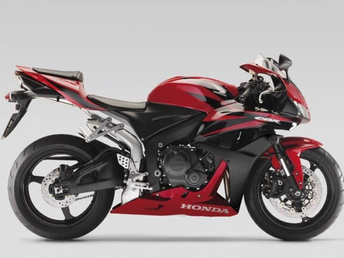 600cc Motorcycle Image